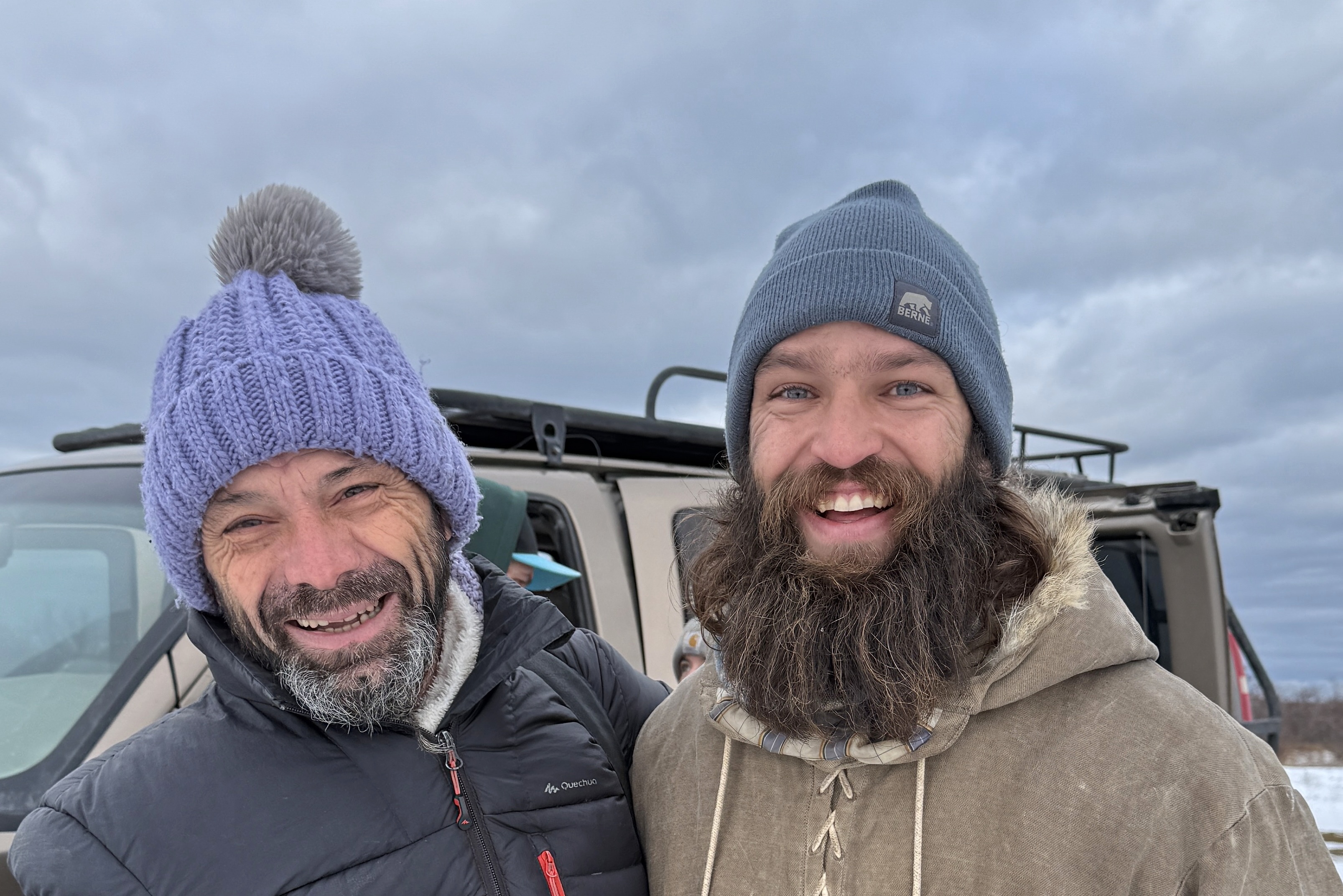 Manu avec un guide à Churchill
